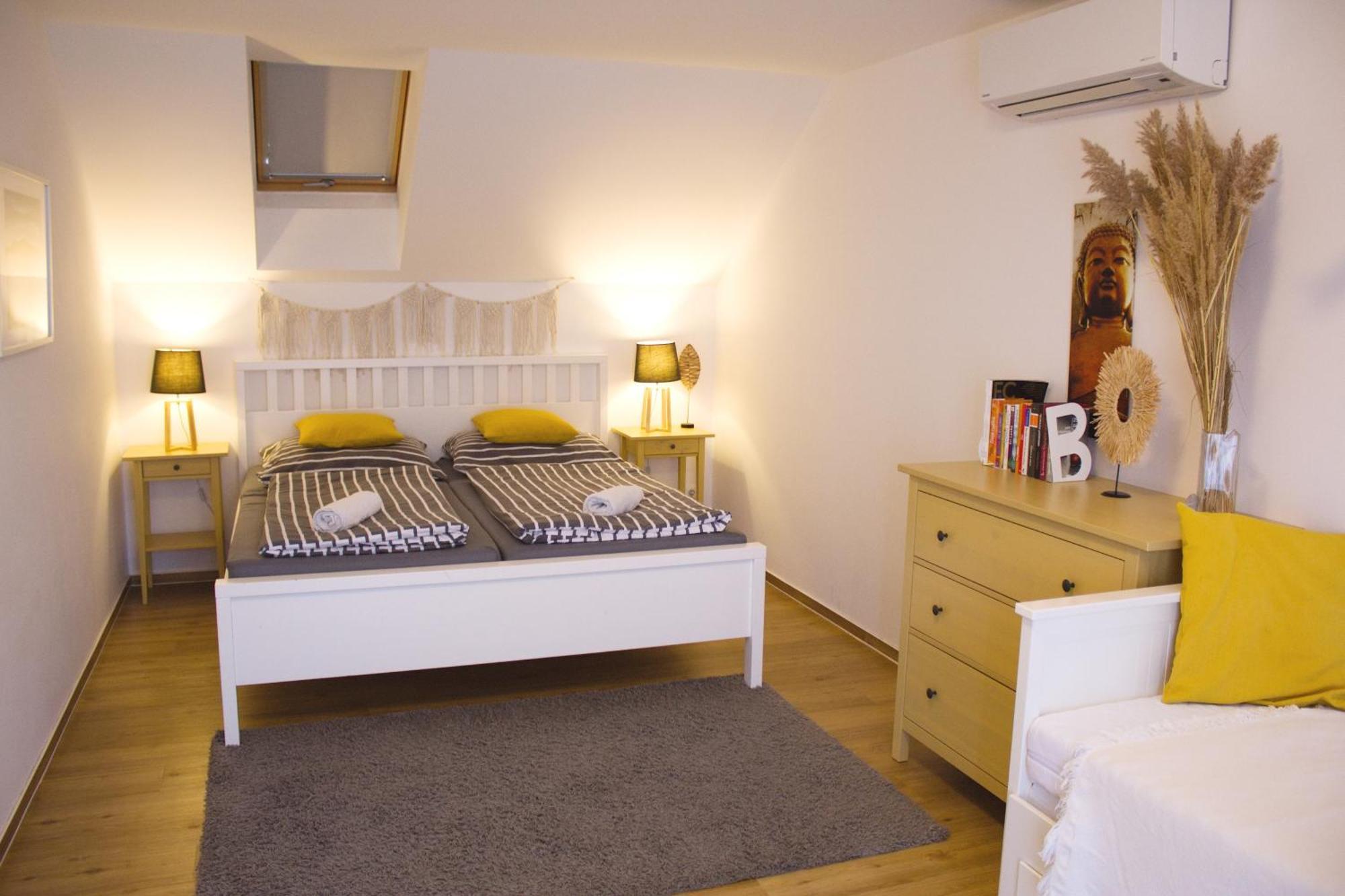Duplex Palava Apartment Dolni Dunajovice